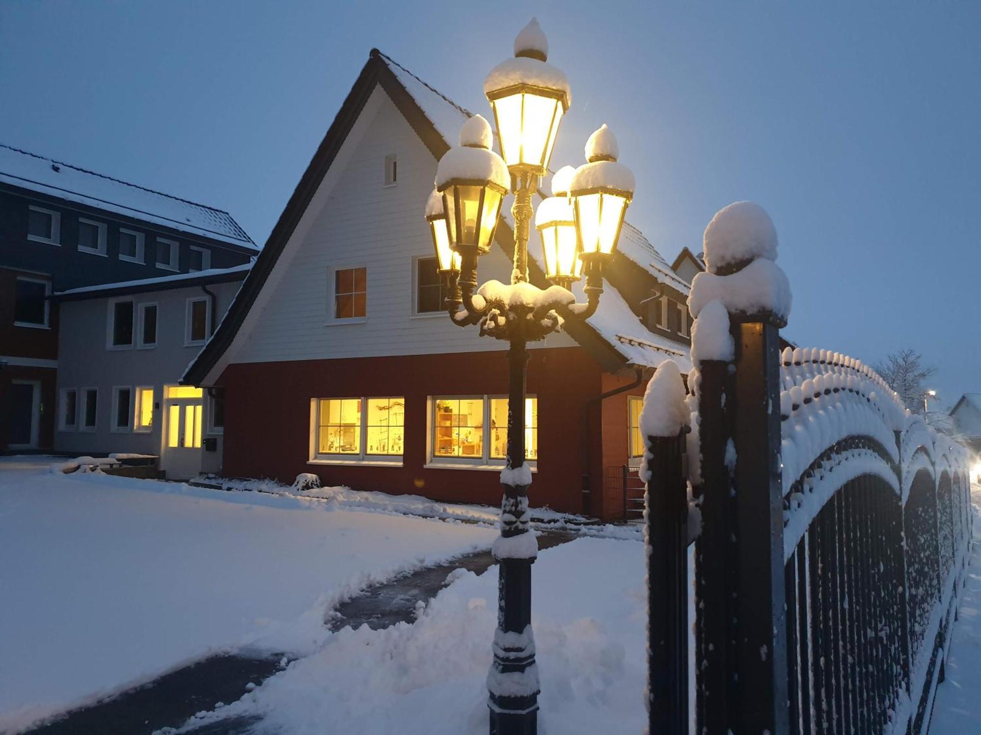 Fewo Winter In Der Villa Waldrand Mit Zwei Balkonen Bad Wünnenberg 외부 사진